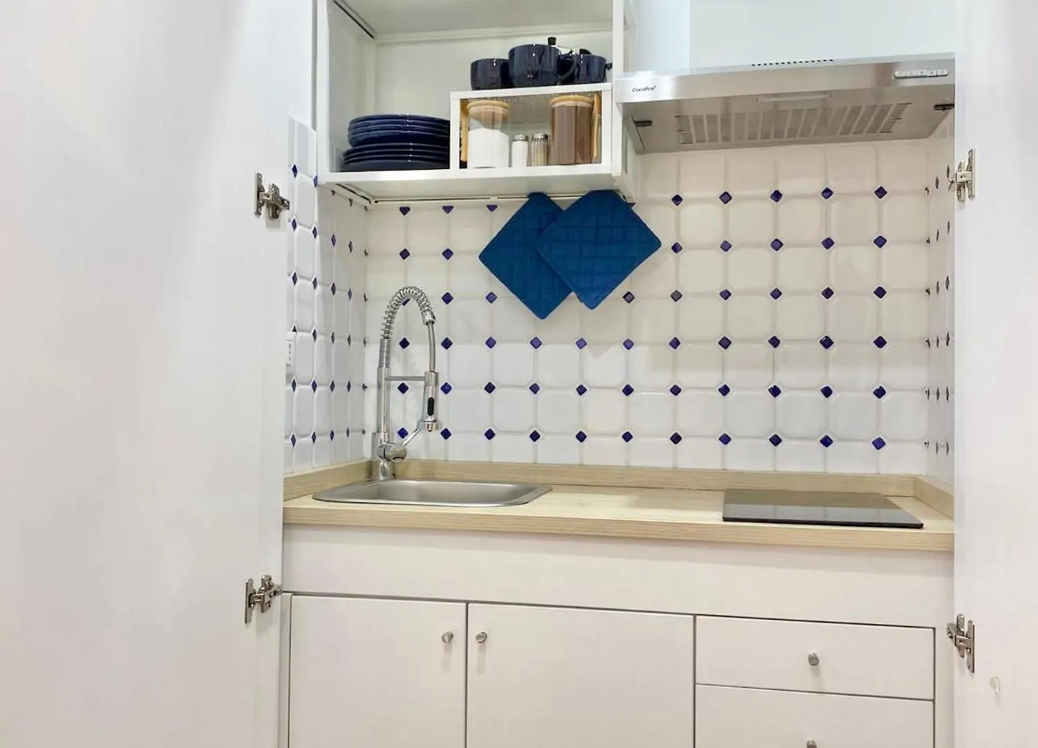 Amuni Palermo Apartment 0*,